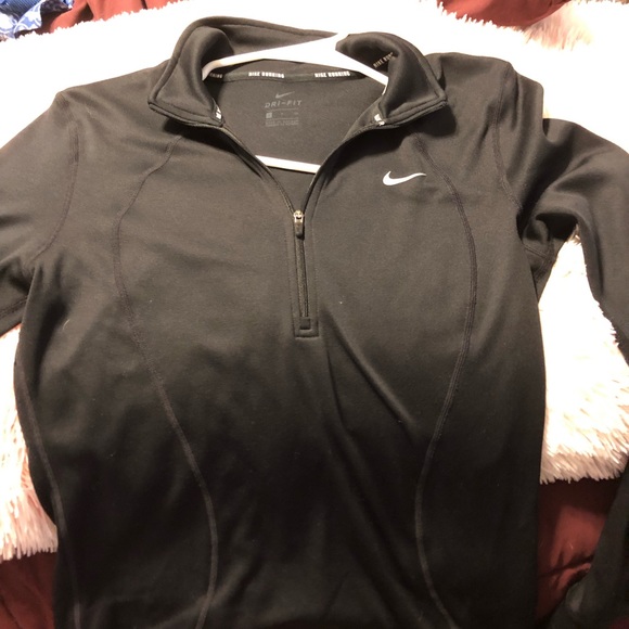 Nike Dry Fit - Picture 1 of 3